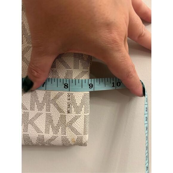 Michael Kors Signature Jet Set FultonEast West Vanilla PVC Crossbody - Picture 8 of 9